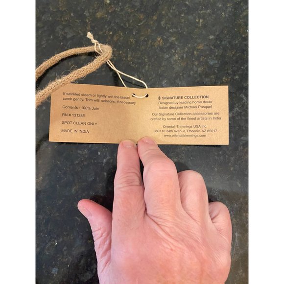 Burlap Jute Windowpane Weave Ribbon and 2 Tassels, Ribbon is 4" W x 10 Yds. NWT - Picture 7 of 7